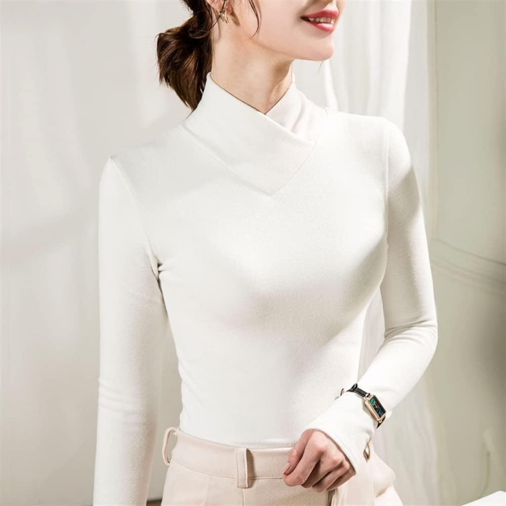 Charo | Elegant Turtleneck Fit